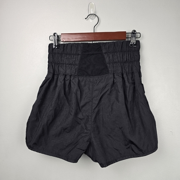 FREE PEOPLE MOVEMENT The Way Home High Rise Activewear Shorts Black Women Size M - Picture 5 of 9